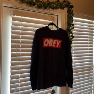 OBEY crewneck.